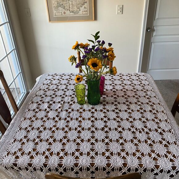 Vintage Handmade Hand Crochet Tablecloth 76x55 Ivory Mandala Cottagecore Granny - Picture 1 of 6